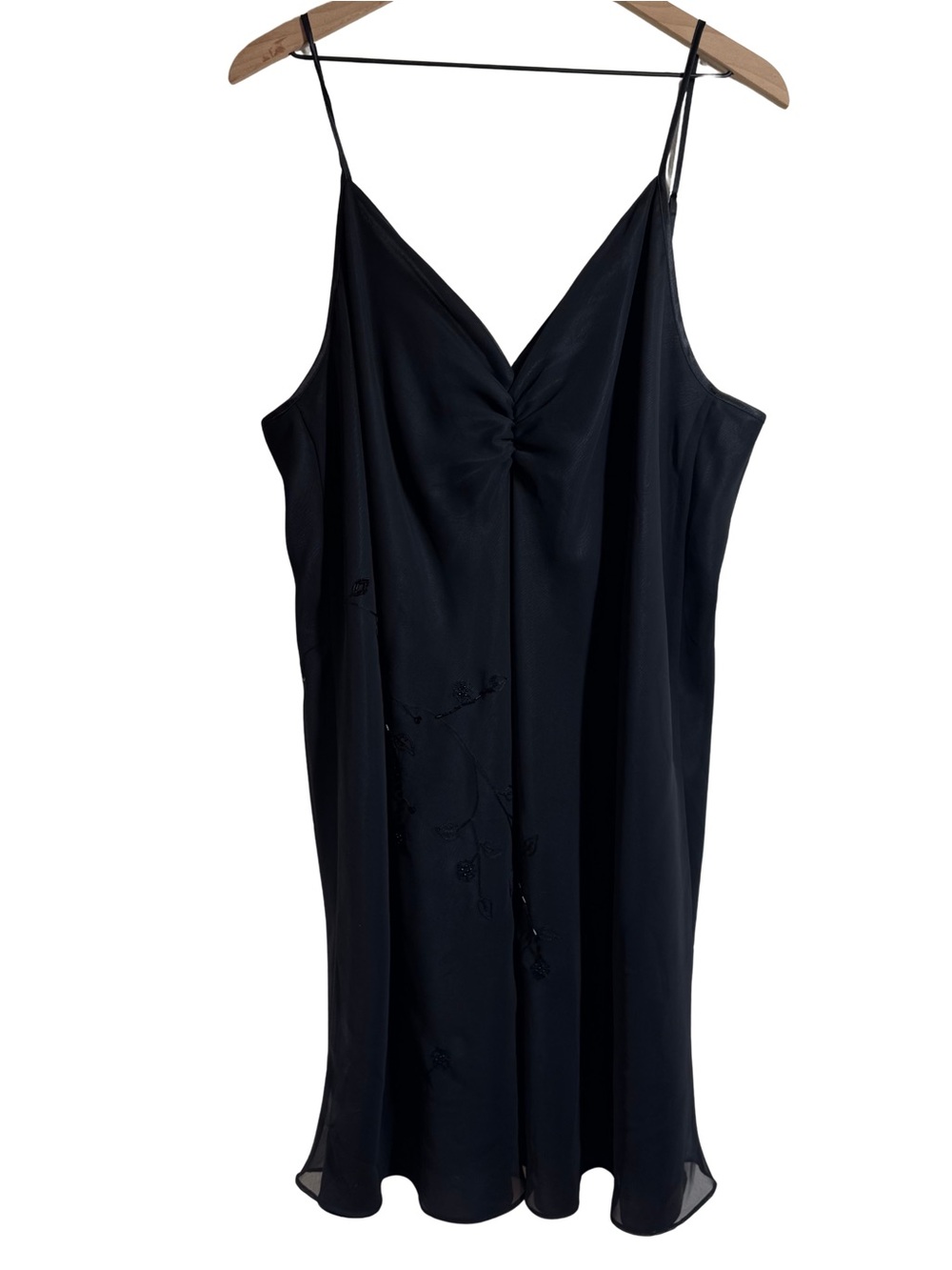 Valerie Stevens Women's Full Slip 2X Plus Black Solid Embellish Beaded V-Neck